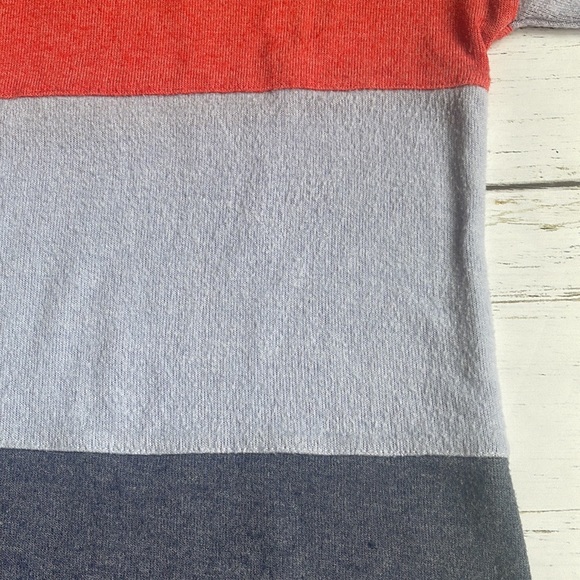 Socialite Colorblock Sweatshirt - Picture 6 of 6